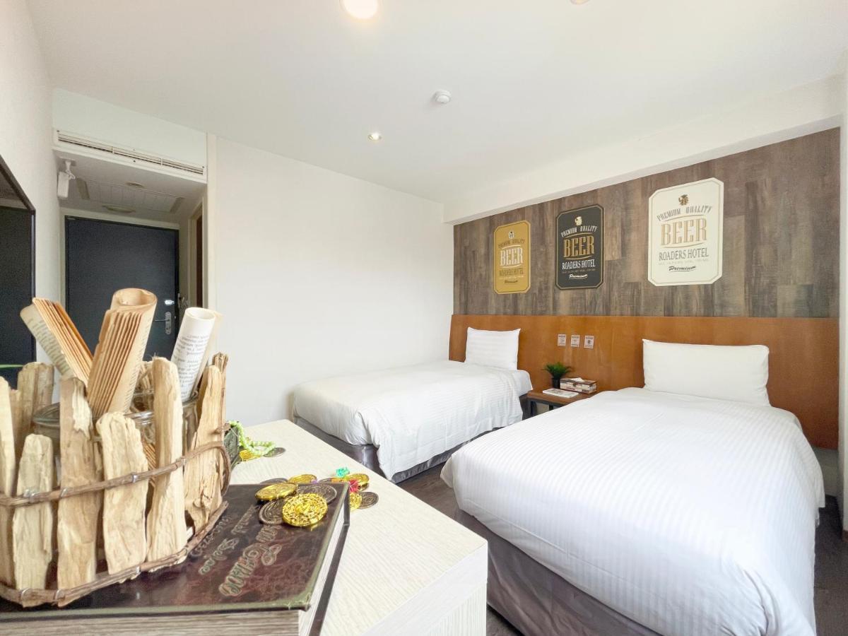 Roaders Hotel Hualien Dongda Esterno foto
