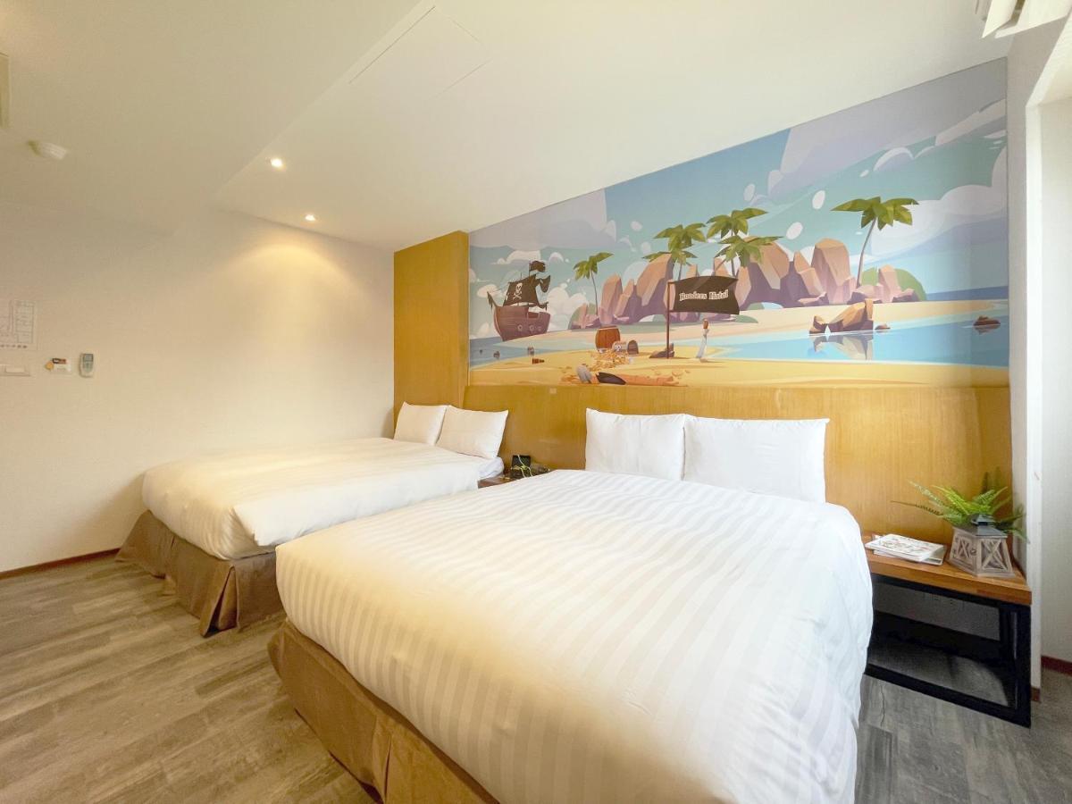 Roaders Hotel Hualien Dongda Esterno foto