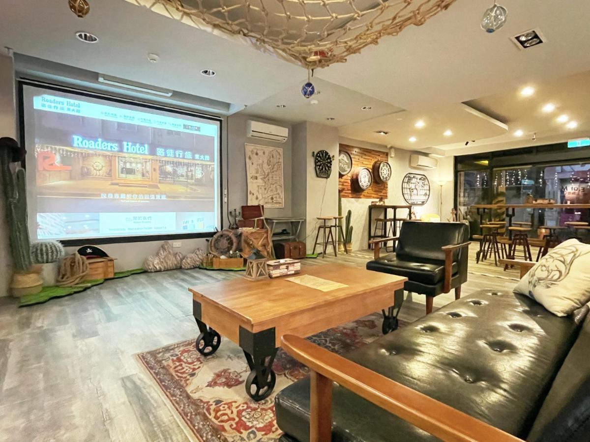 Roaders Hotel Hualien Dongda Esterno foto