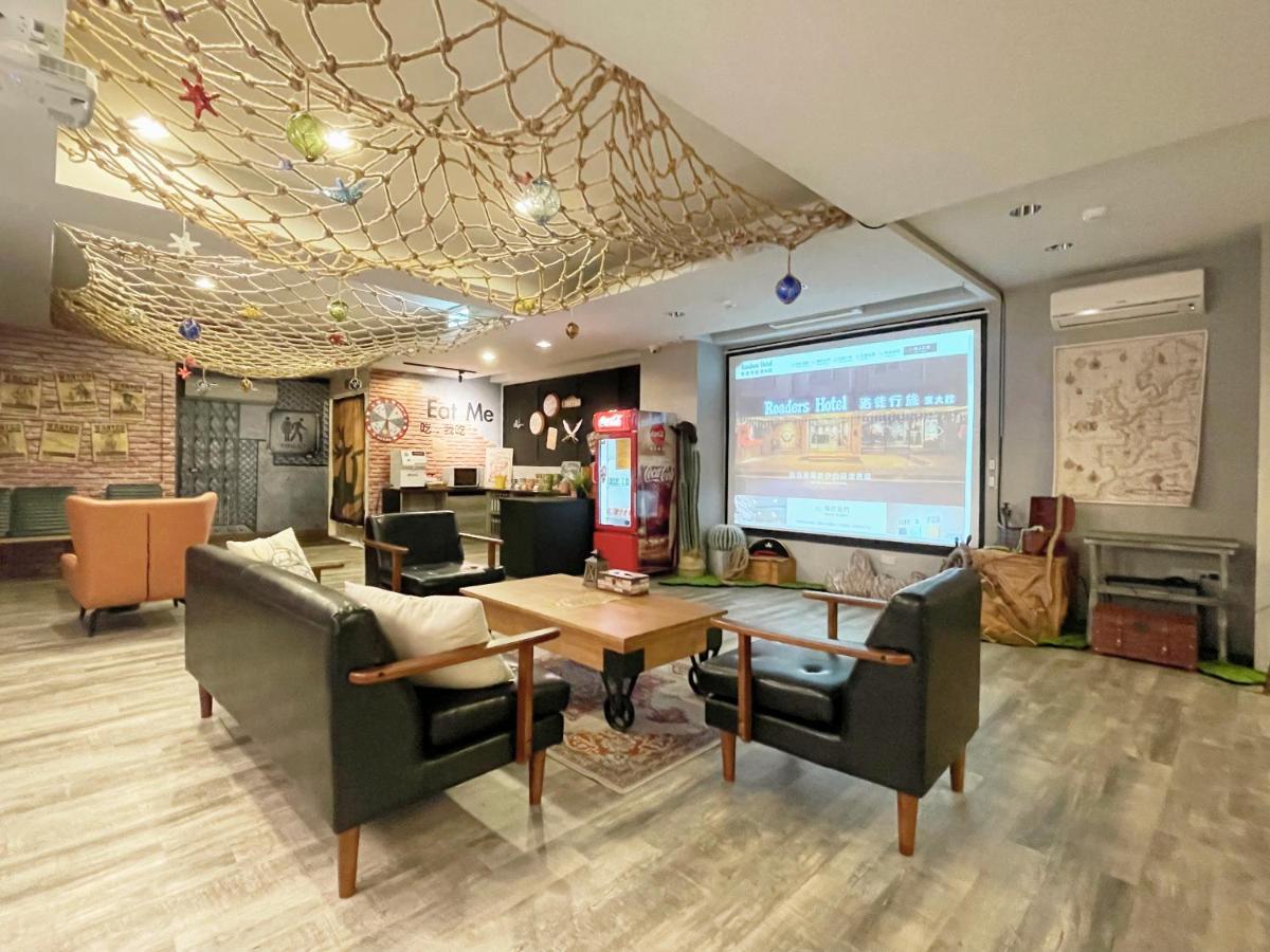 Roaders Hotel Hualien Dongda Esterno foto