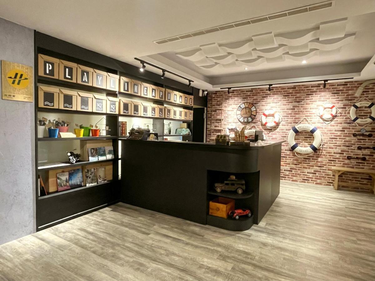 Roaders Hotel Hualien Dongda Esterno foto