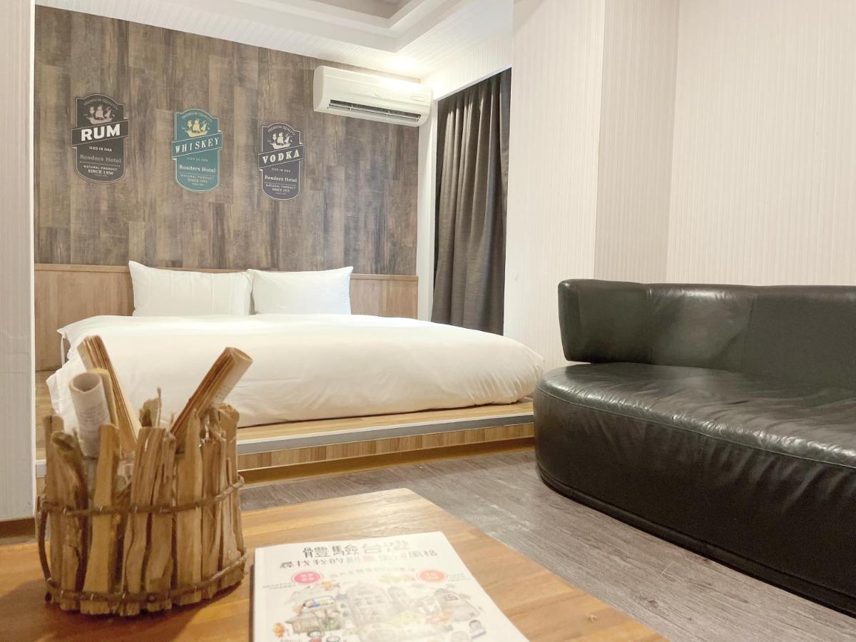 Roaders Hotel Hualien Dongda Esterno foto
