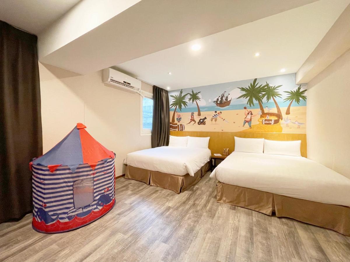 Roaders Hotel Hualien Dongda Esterno foto